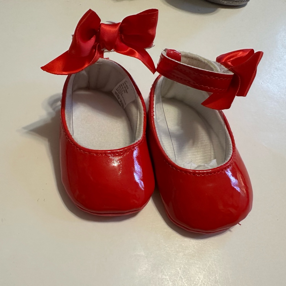 RED PATENT LEATHER SOFT HIGH TOP ANKLE BOW DRESSY SIZE 1 CRIB SHOES
